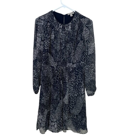 Burberry Brit Dresses & Skirts - Burberry Brit Sz 6 100% Silk Long Sleeve Dress Black Abstract Print Knee Length